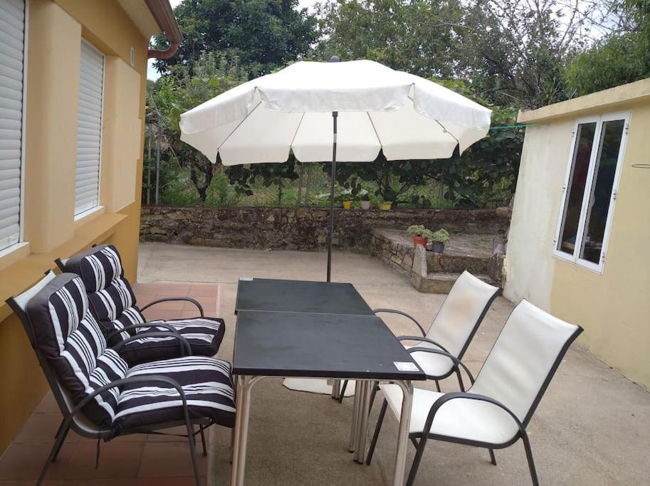 Casita Con Terreno A 10 Minutos Del Centro De Vigo Villa Moaña Eksteriør bilde