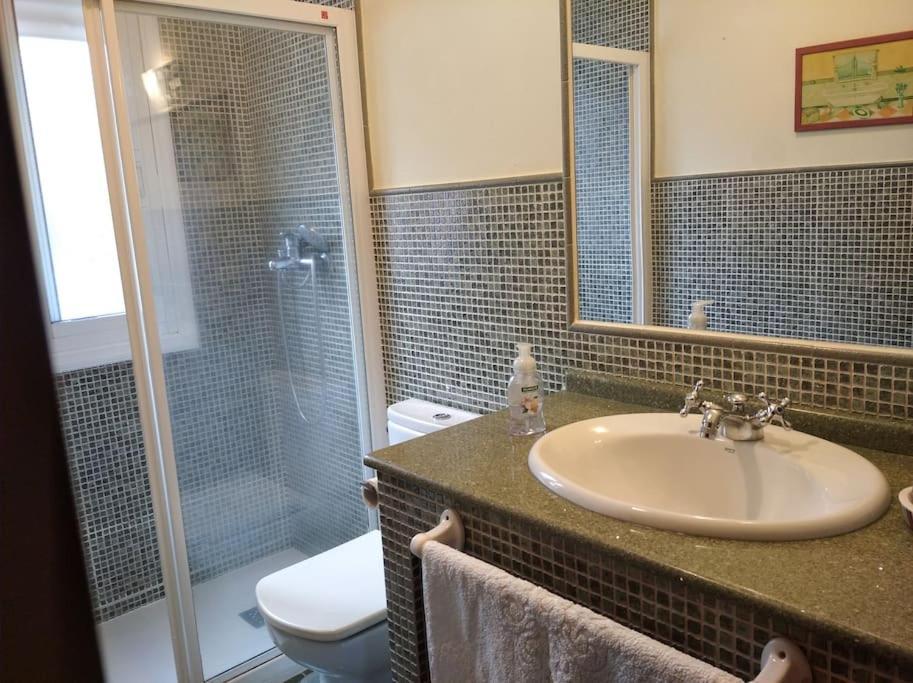 Casita Con Terreno A 10 Minutos Del Centro De Vigo Villa Moaña Eksteriør bilde