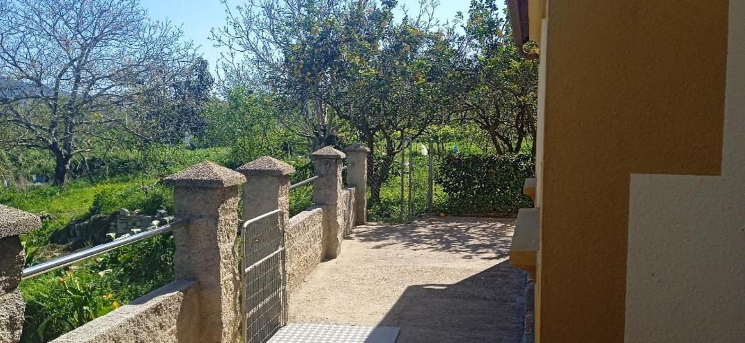Casita Con Terreno A 10 Minutos Del Centro De Vigo Villa Moaña Eksteriør bilde